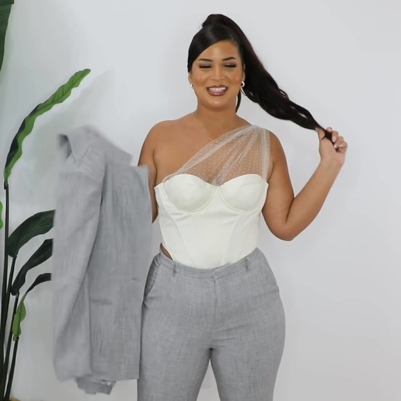 House of CB White One-Shoulder Top - Picture 10 of 14